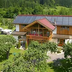 Campsite Alpencamp Kaernten Kotschach-Mauthen