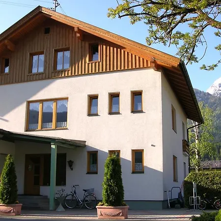 Kamp alanı Alpencamp Kaernten Kotschach-Mauthen