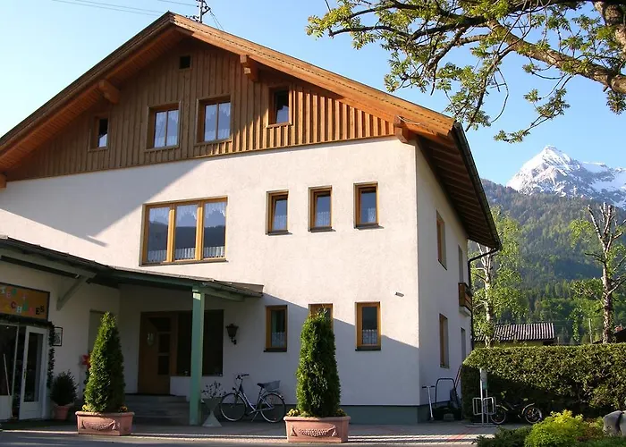 Campsite Alpencamp Kaernten Kotschach-Mauthen